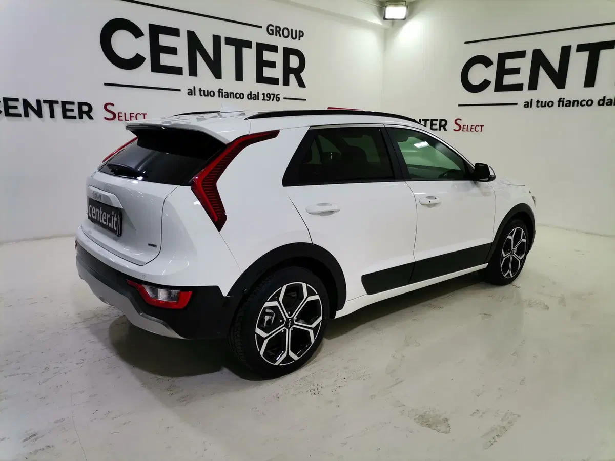 Kia Niro nuova a Salerno (6)