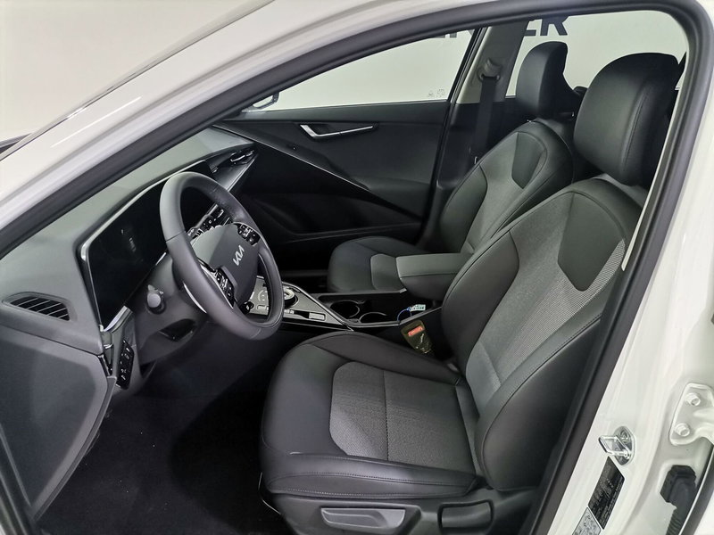 Kia Niro nuova a Salerno (9)