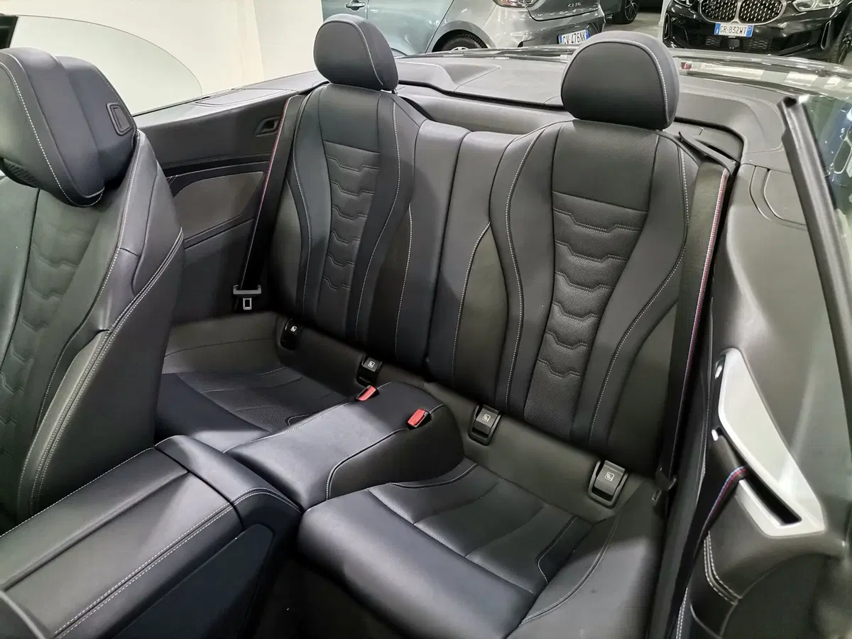 BMW Serie 8 Cabrio usata a Salerno (10)