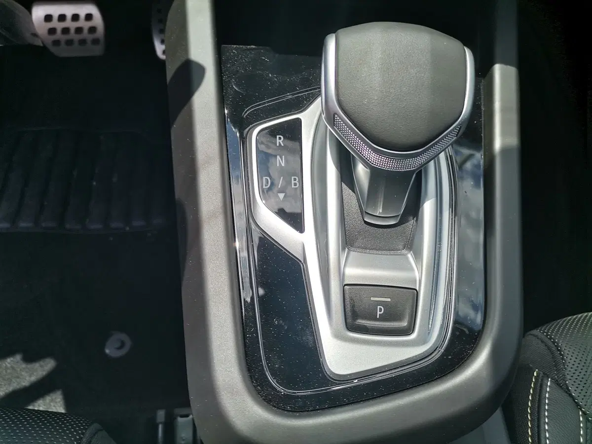 Renault Arkana nuova a Salerno (15)