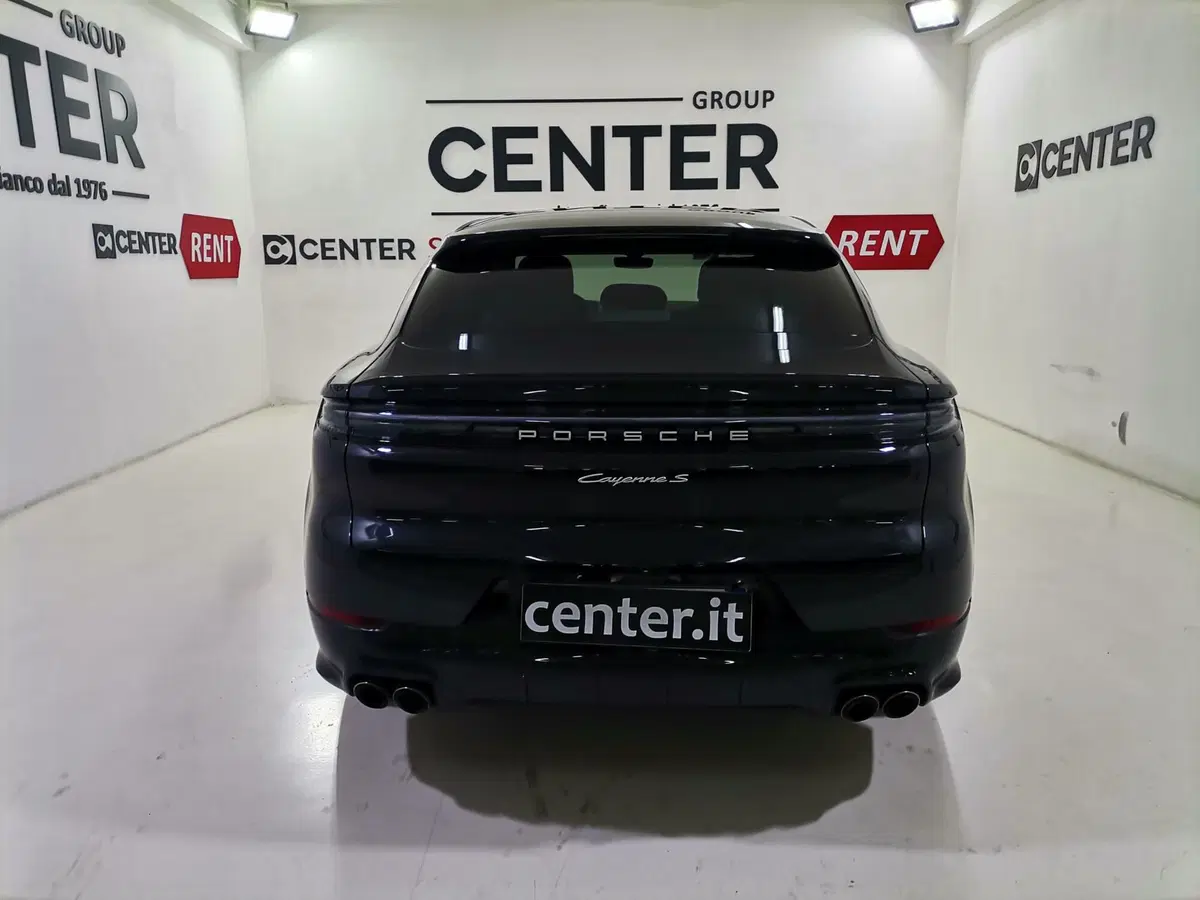 Porsche Cayenne Coupé usata a Salerno (4)