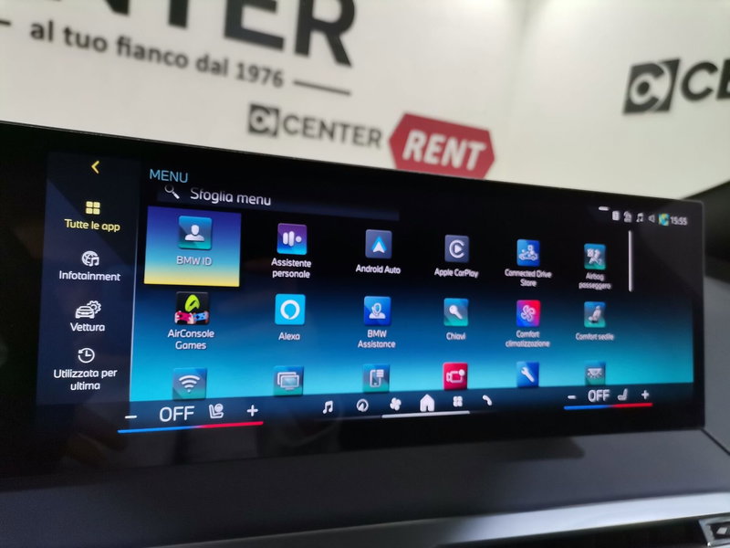 BMW iX usata a Salerno (16)