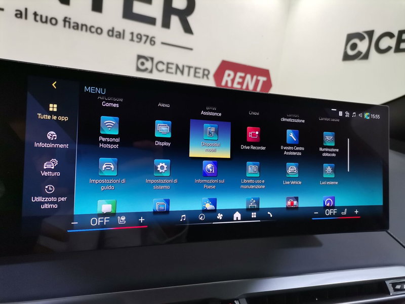 BMW iX usata a Salerno (17)