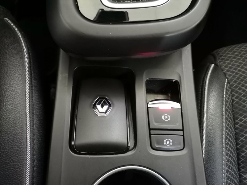 Renault Arkana usata a Salerno (18)