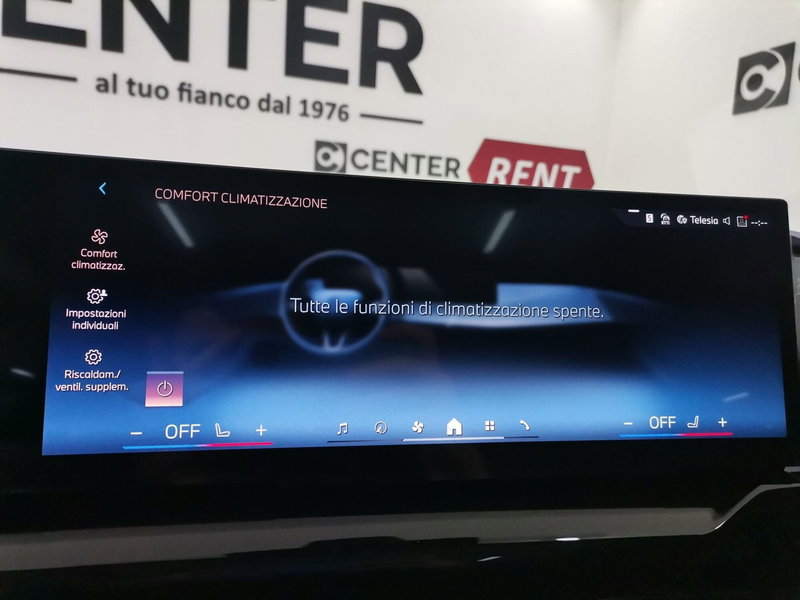 BMW Serie 5 Touring nuova a Salerno (17)