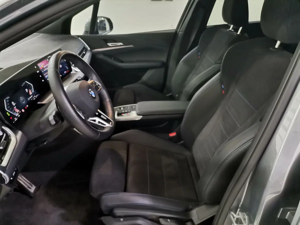 BMW Serie 2 Active Tourer usata a Salerno (9)