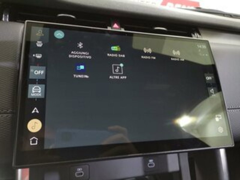 Land Rover Discovery Sport usata a Salerno (17)
