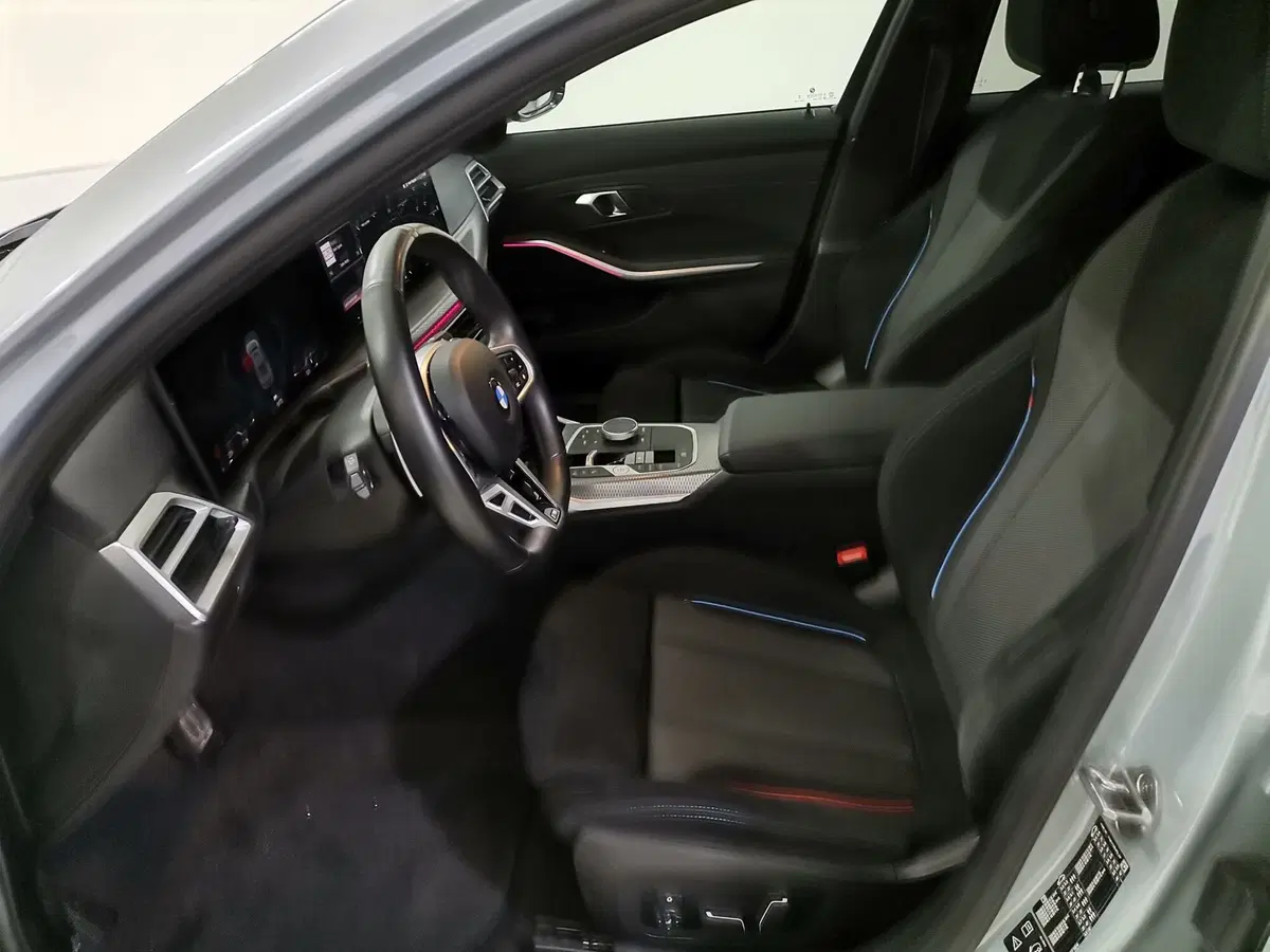 BMW Serie 3 usata a Salerno (9)
