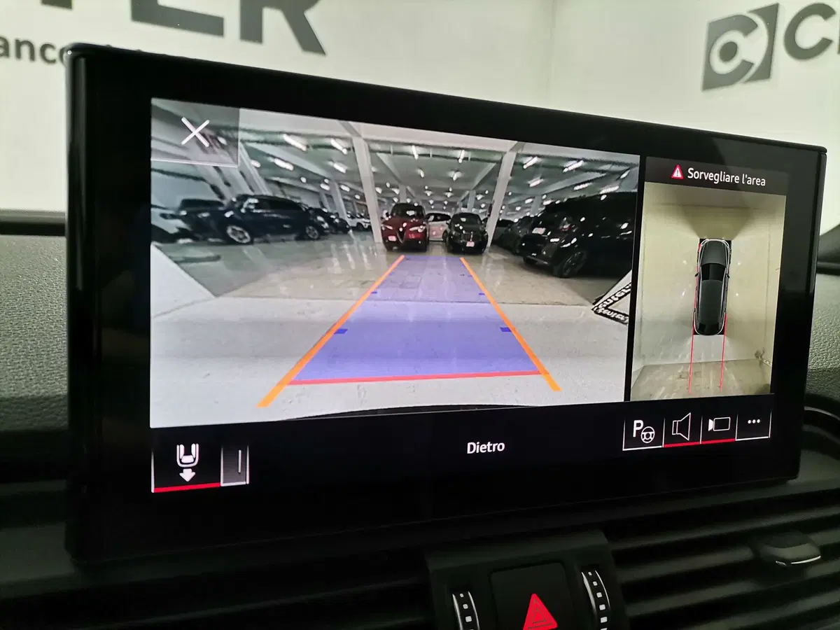 Audi Q5 Sportback usata a Salerno (12)