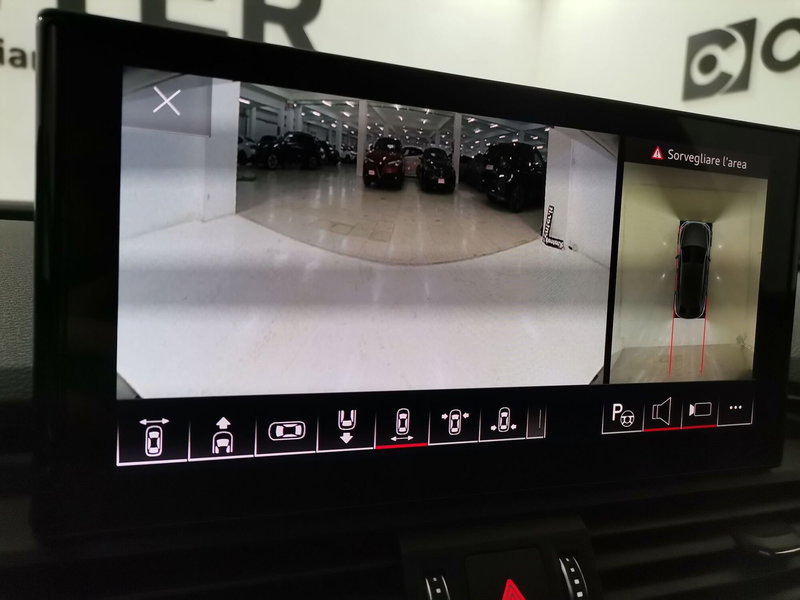 Audi Q5 Sportback usata a Salerno (14)