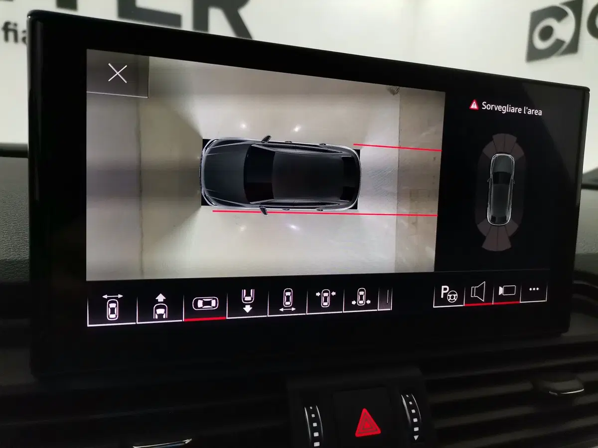 Audi Q5 Sportback usata a Salerno (15)