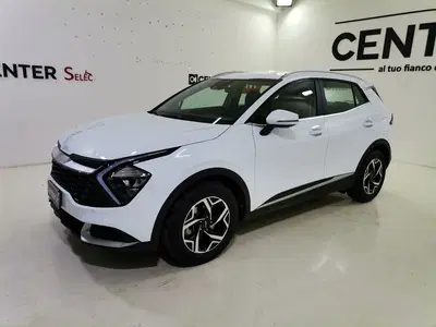 Kia Sportage 1.6 crdi mhev Business dct del 2025 usata a Montecorvino Pugliano