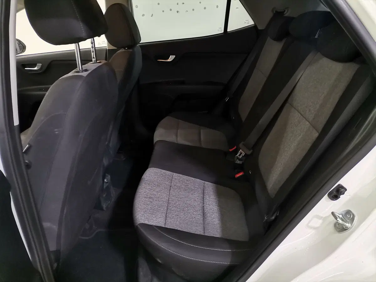 Kia Stonic usata a Salerno (10)