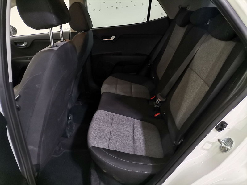 Kia Stonic usata a Salerno (10)