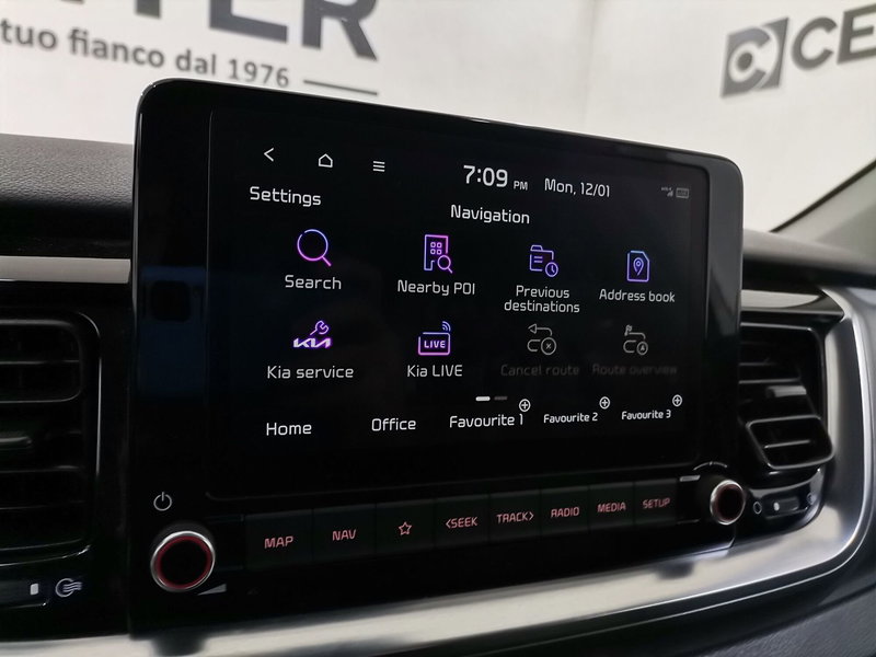 Kia Stonic usata a Salerno (15)