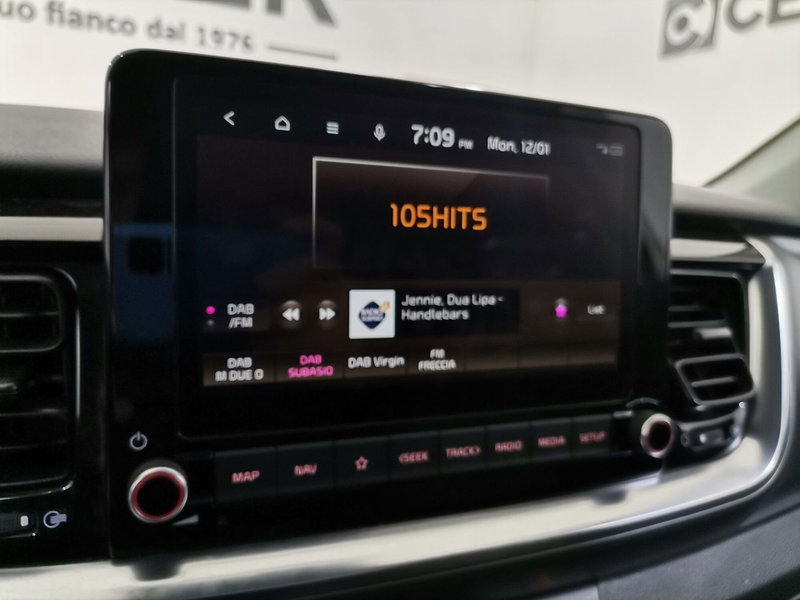 Kia Stonic usata a Salerno (16)