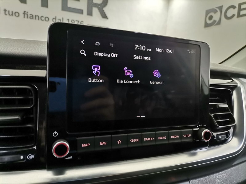 Kia Stonic usata a Salerno (20)