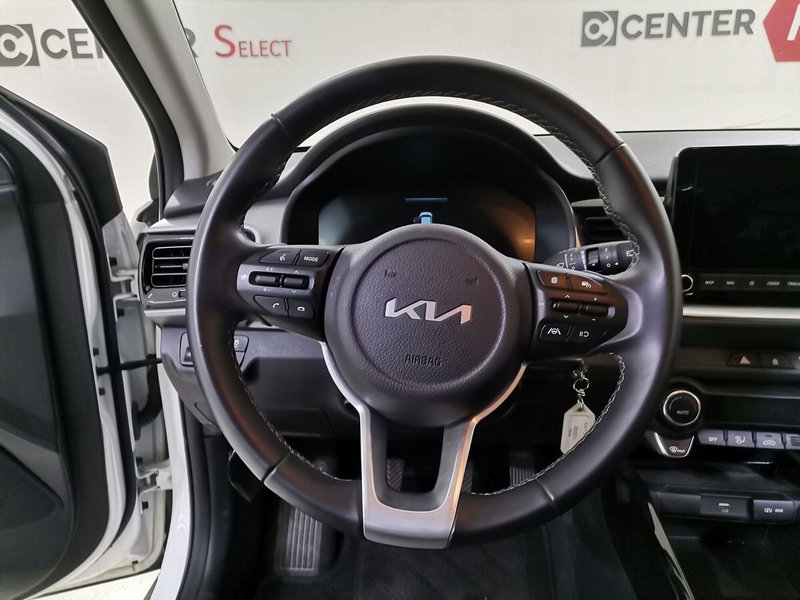 Kia Stonic usata a Salerno (8)