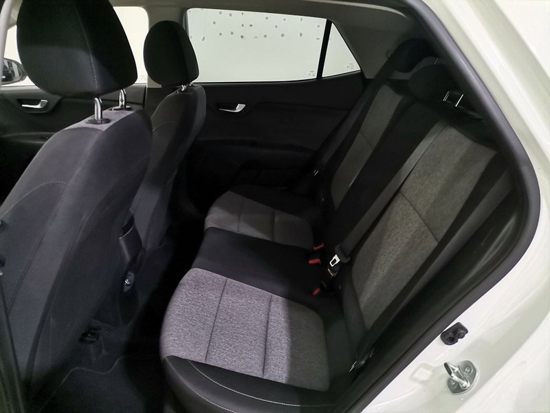 Kia Stonic usata a Salerno (10)