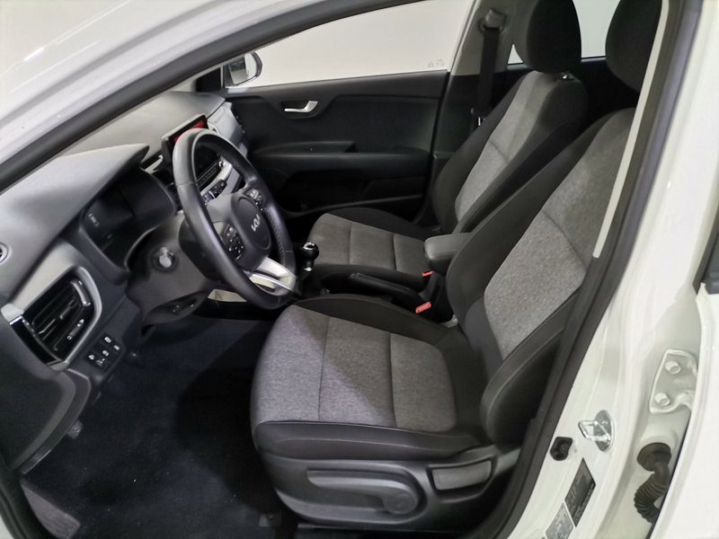 Kia Stonic usata a Salerno (9)