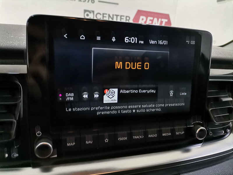 Kia Stonic usata a Salerno (16)