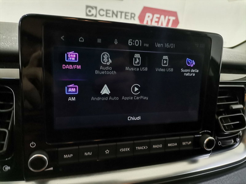 Kia Stonic usata a Salerno (17)