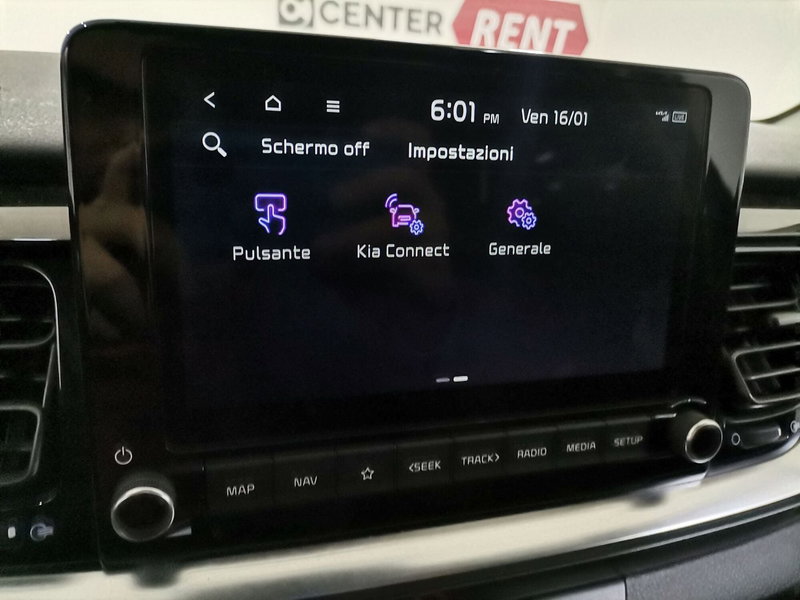 Kia Stonic usata a Salerno (19)