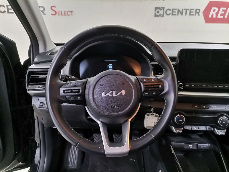 Kia Stonic usata a Salerno (8)