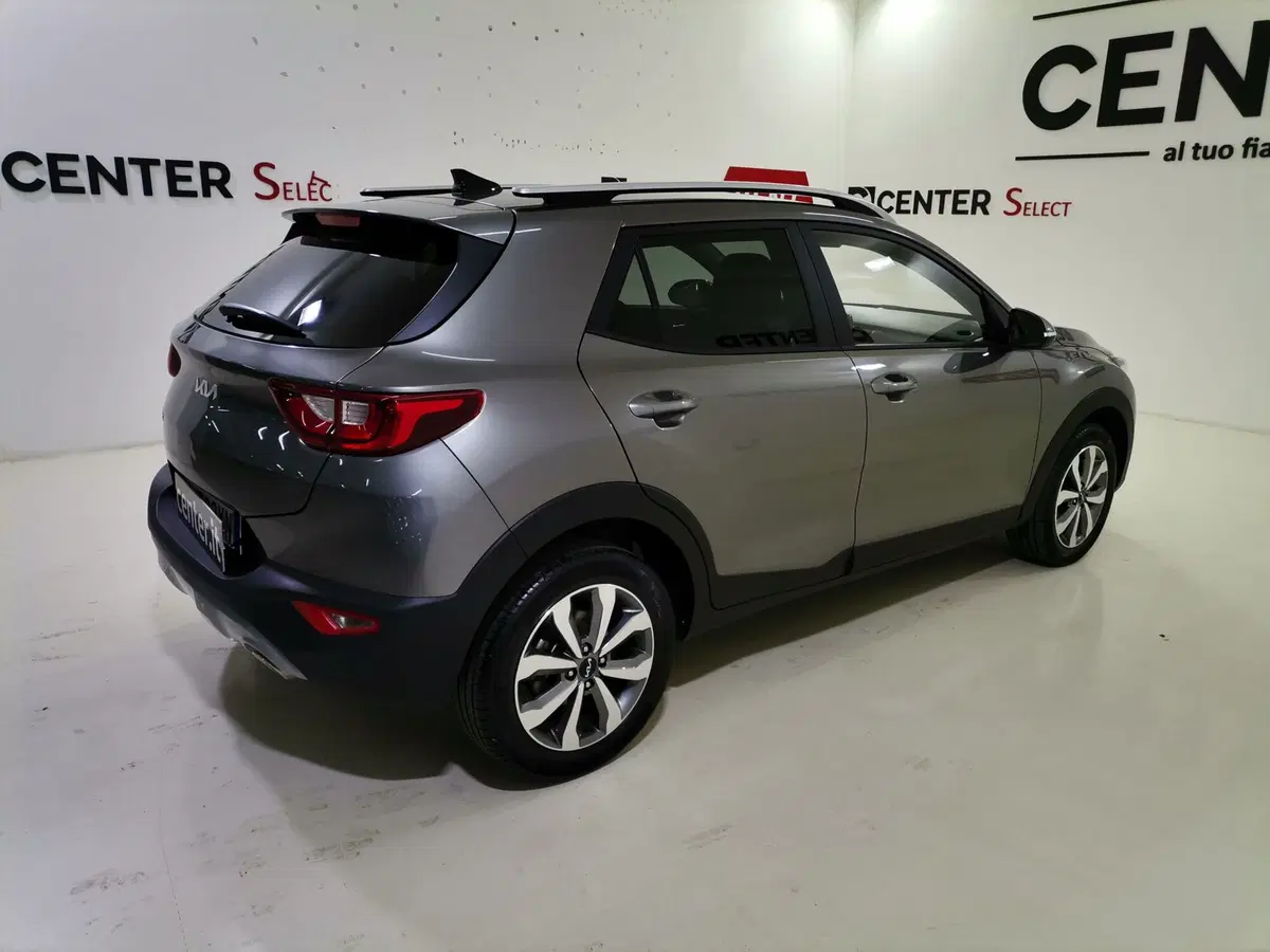 Kia Stonic usata a Salerno (6)