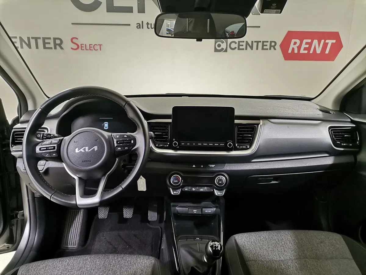 Kia Stonic usata a Salerno (7)