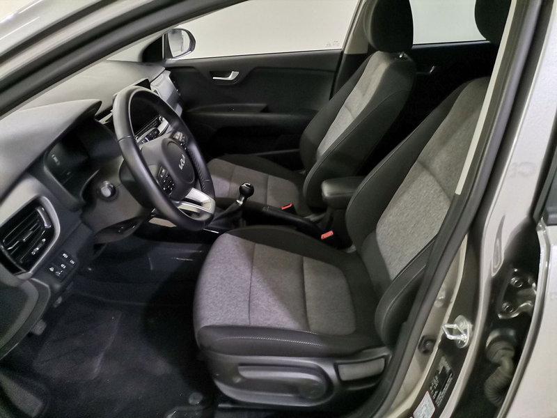 Kia Stonic usata a Salerno (9)