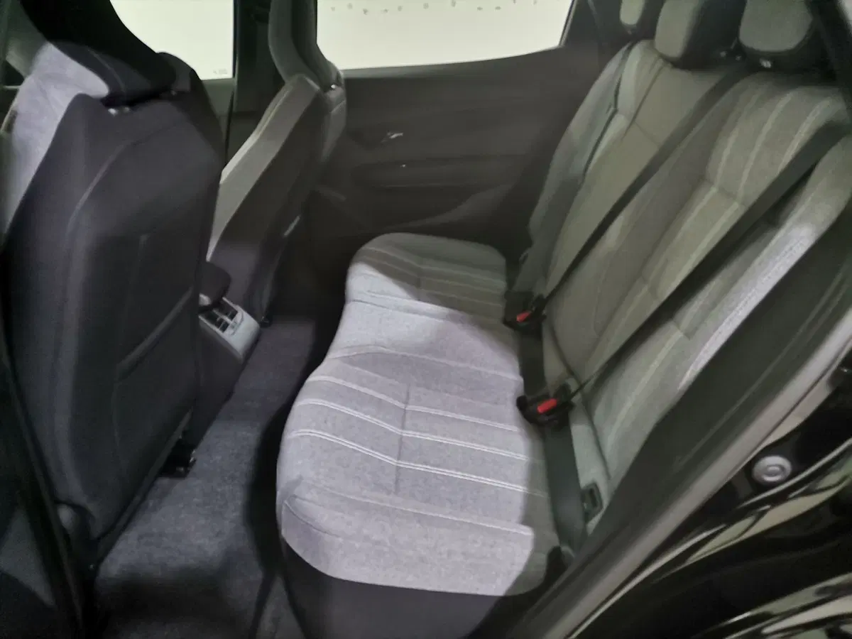 Renault Megane E-Tech Electric usata a Salerno (10)