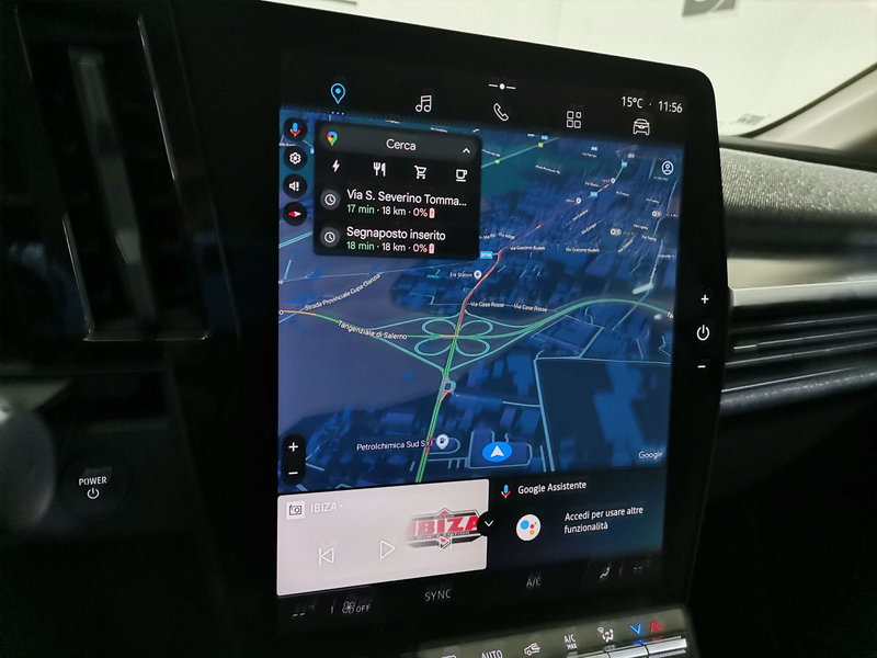 Renault Megane E-Tech Electric usata a Salerno (12)