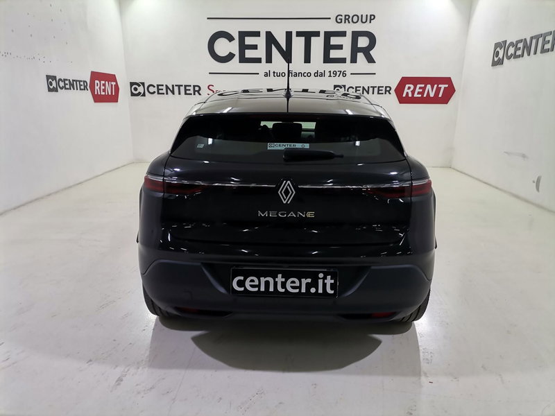 Renault Megane E-Tech Electric usata a Salerno (5)