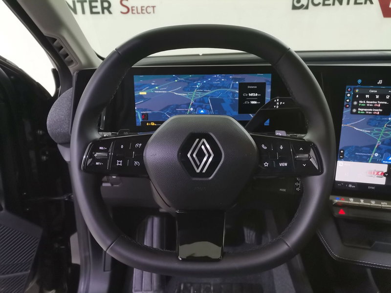 Renault Megane E-Tech Electric usata a Salerno (8)