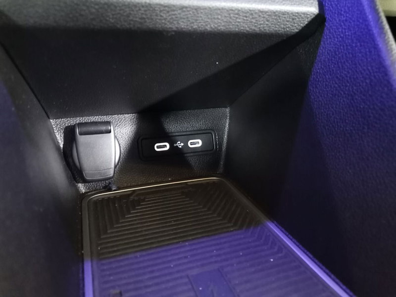 Renault Scenic E-Tech Electric usata a Salerno (19)