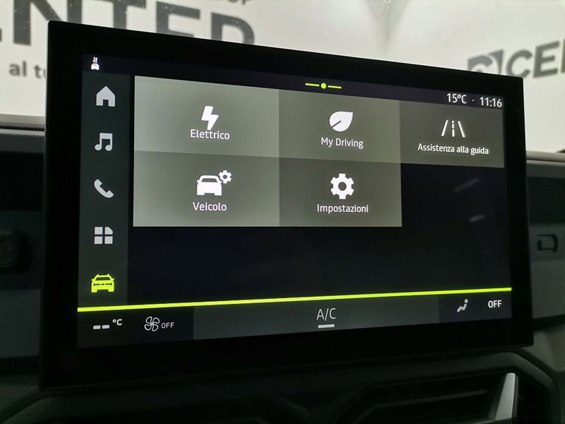 Dacia Duster usata a Salerno (18)