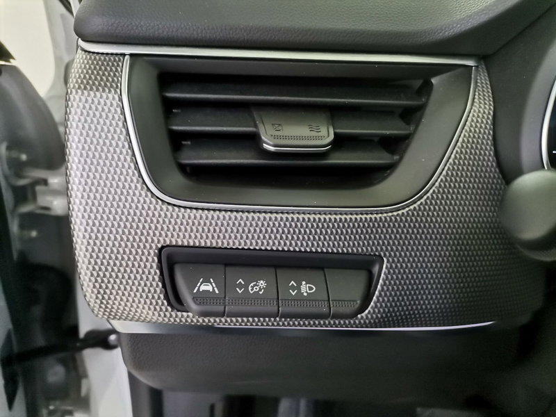 Renault Arkana usata a Salerno (19)