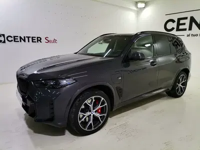 BMW X5 xdrive50e MSport Pro auto del 2025 usata a Montecorvino Pugliano