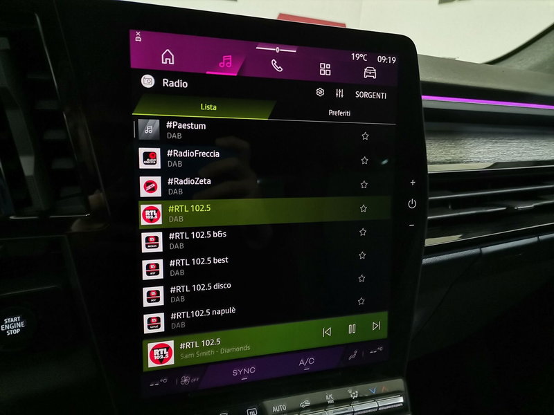 Renault Austral nuova a Salerno (13)