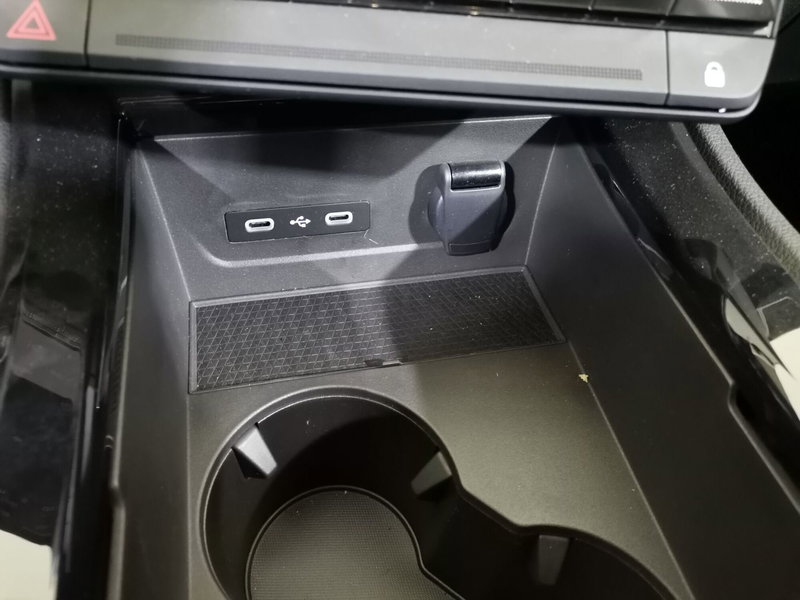 Renault Austral nuova a Salerno (18)