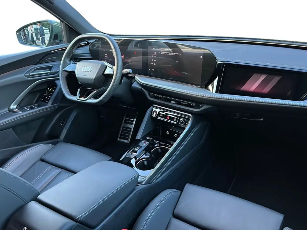 Audi Q5 Sportback usata a Napoli (10)