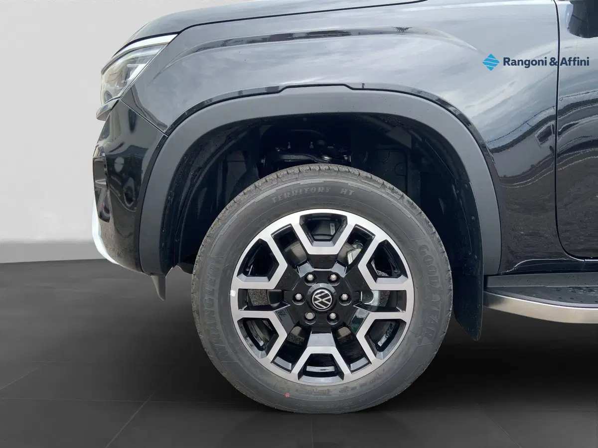 Volkswagen Amarok usata a Mantova (9)