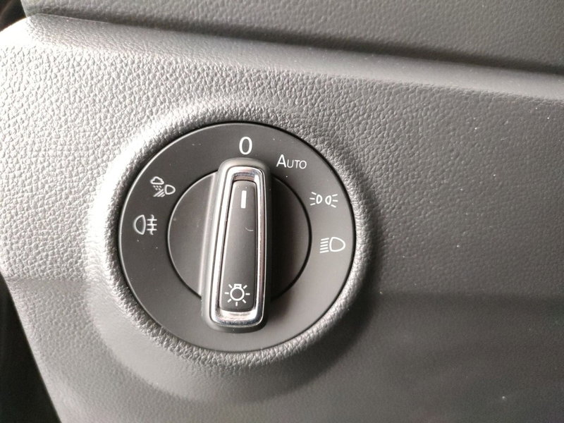 Volkswagen T-Roc usata a Napoli (13)