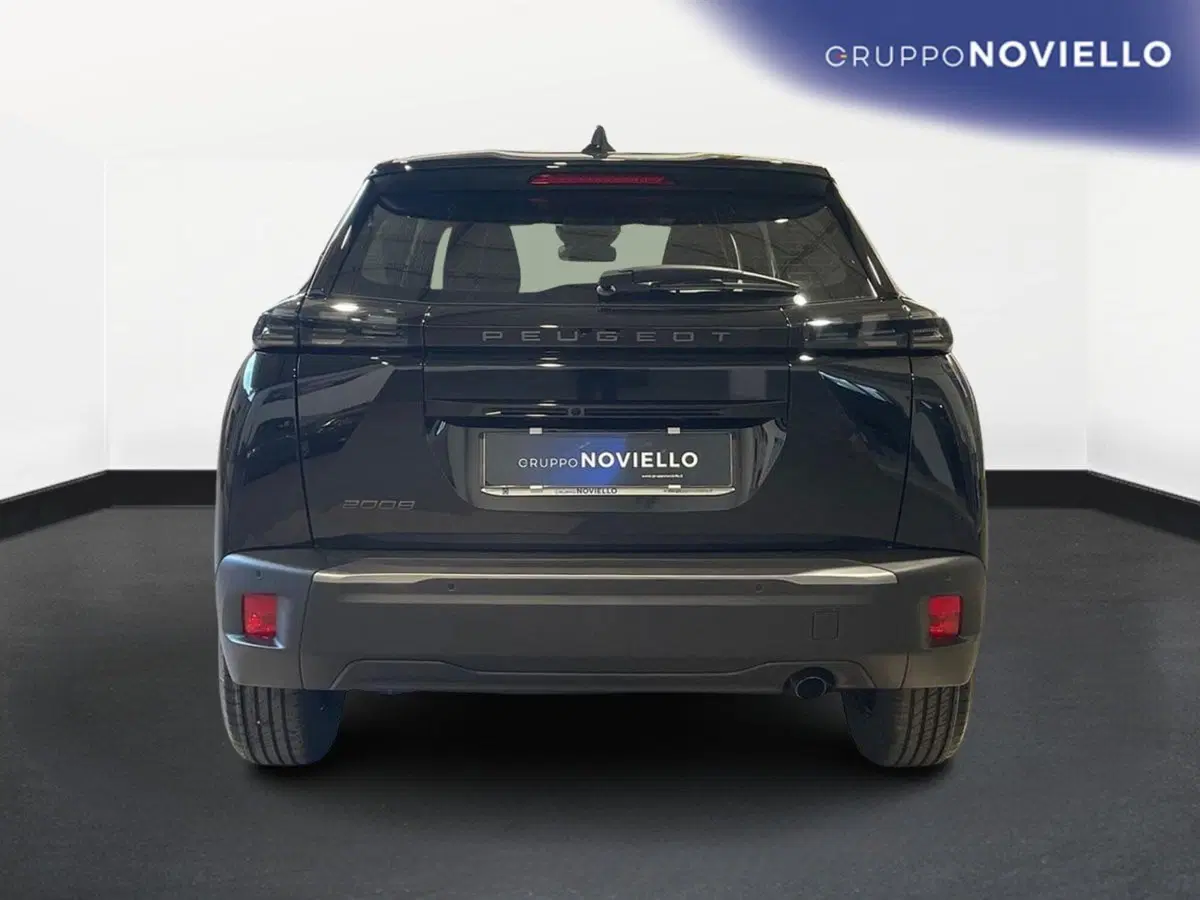 Peugeot 2008 nuova a Salerno (6)