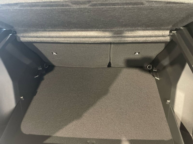 Peugeot 2008 nuova a Salerno (7)