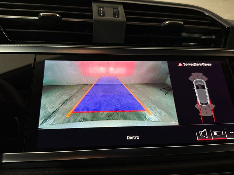 Audi Q3 Sportback usata a Napoli (14)