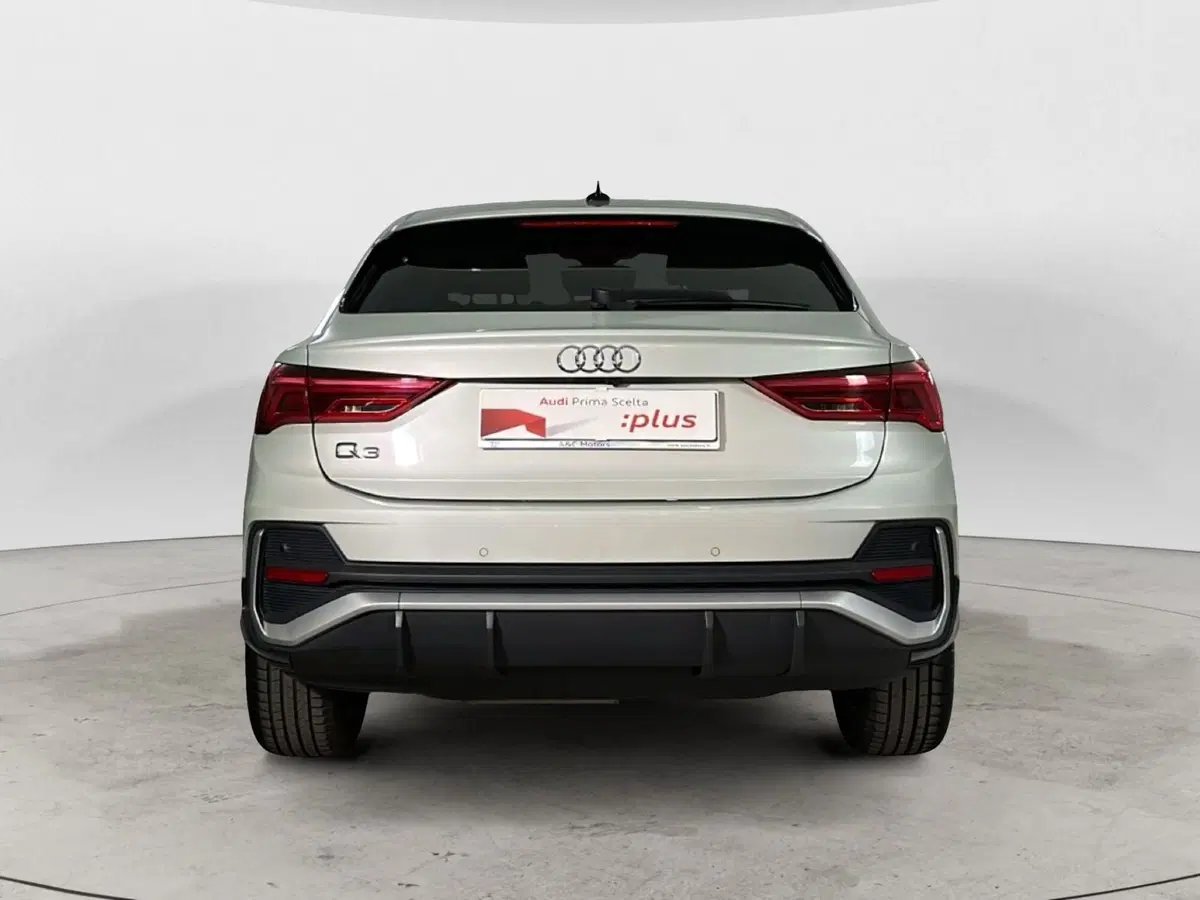 Audi Q3 Sportback usata a Napoli (5)