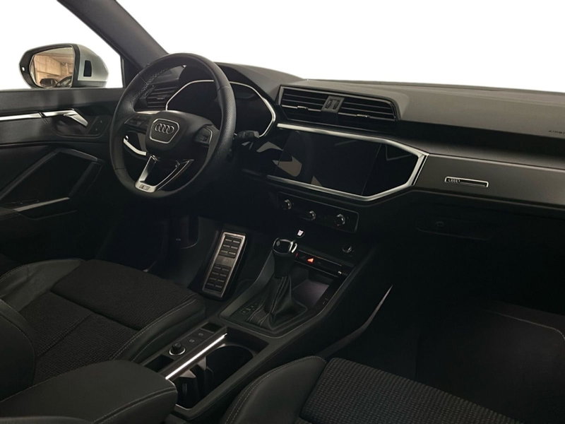 Audi Q3 Sportback usata a Napoli (9)