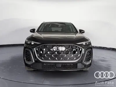 Audi Q5 2.0 tdi mhev+ Business quattro 204cv s-tronic nuova a Catania
